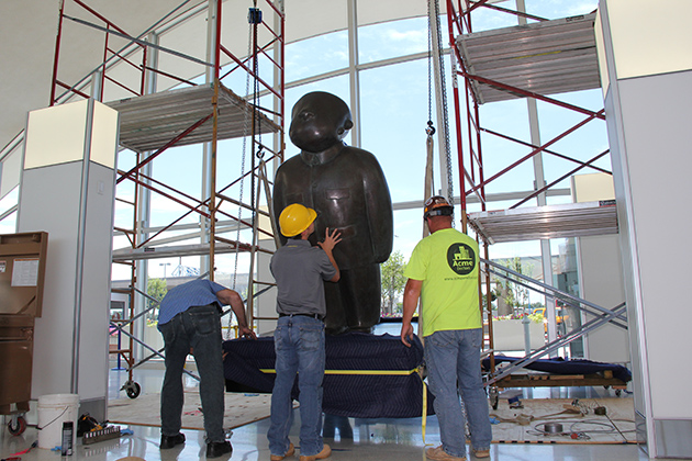 installing the sculpture